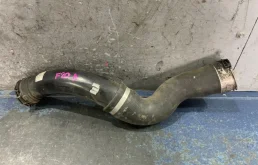 Патрубок радиатора верхний для BMW 3er на фотографиях