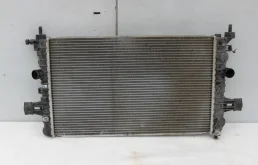 радиатор охлаждения для Opel Astra H Хэтчбек 2004-2014