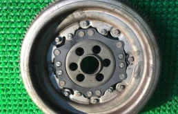 Маховик (06F105266N) для Volkswagen Touran 1T 2003-2015