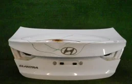 Крышка багажника для Hyundai Elantra на фотографиях