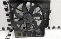 Вентилятор радиатора охлаждения ДВС для BMW X3 2015 года на фотографиях