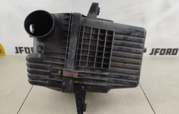 Корпус воздушного фильтра для Suzuki Grand Vitara на фотографиях