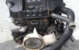 Двигатель без навесного для Mitsubishi Pajero 2017 года на фотографиях