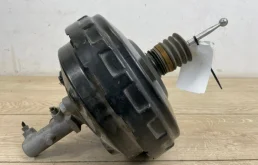 Вакуумный усилитель тормозов для Audi Q7 2008 года на фотографиях