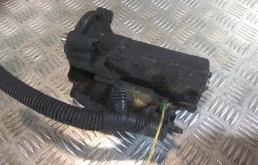 Стартер для Citroen Berlingo 2010 года на фотографиях