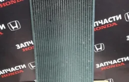 Радиатор кондиционера для Honda Civic 2009 года на фотографиях