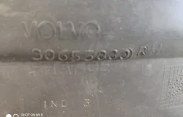 Подкрылок передний правый для Volvo XC70 на фотографиях