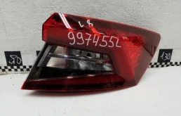 фанарь в крыло правый для Skoda Karoq NU7 2017+