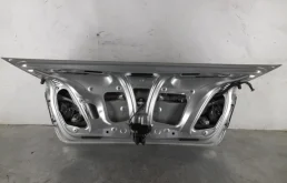 Крышка багажника для Honda Civic 2005 года на фотографиях