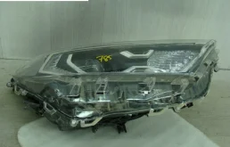 Фары для Toyota RAV4 2025 года на фотографиях