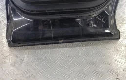 Двери для Mazda CX 7 2011 года на фотографиях