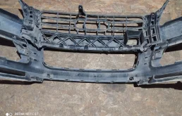 Решетка радиатора для Audi Q7 2014 года на фотографиях