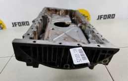 Поддон картера для Volvo C30 на фотографиях