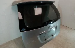 Двери для Mitsubishi Grandis 2005 года на фотографиях