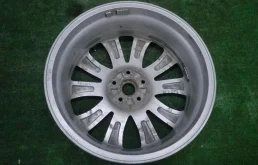 Диск колесный литой для Mazda CX 5 2015 года на фотографиях