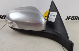 Зеркало заднего вида (в салоне) для Volvo C30 2009 года на фотографиях