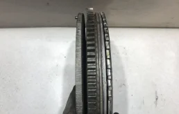 Маховик для Nissan Pathfinder 2005 года на фотографиях