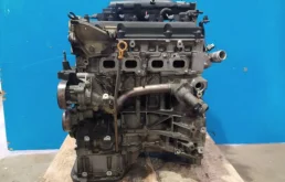 Двигатель без навесного для Nissan Altima 2002 года на фотографиях