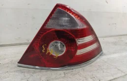 фонарь задний правый (1464086) для Ford Mondeo 3