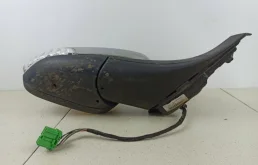 Стекла и зеркала для Volvo C30 2012 года на фотографиях