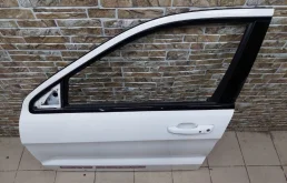 Дверь передняя левая для Jeep Grand Cherokee на фотографиях