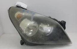 Фара правая для Opel Astra 2007 года на фотографиях