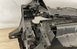 Кассета радиаторов для Audi Q7 2015 года на фотографиях