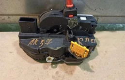 Замок двери передний правый (13579515) для Opel Astra H GTC 2004-2014