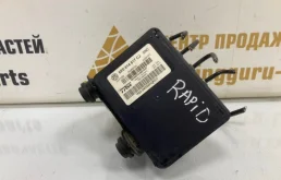 Блок ABS для Skoda Rapid 2018 года на фотографиях