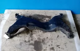 Подрамник двигателя для Mitsubishi Outlander на фотографиях