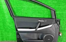 Двери для Mazda CX 7 2011 года на фотографиях