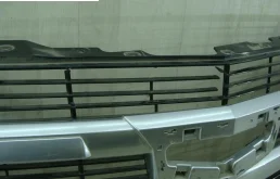 Решетка переднего бампера для Cadillac Escalade на фотографиях