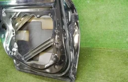 Дверь задняя левая для BMW 5er 2021 года на фотографиях