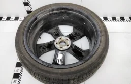 Диск колесный литой для Volvo XC90 2015 года на фотографиях