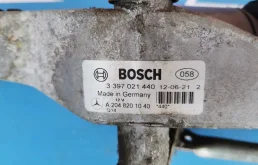 Трапеция стеклоочистителей для Mercedes-Benz C class на фотографиях