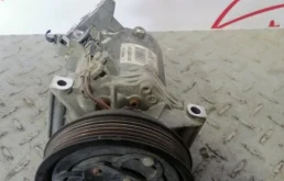 Компрессор кондиционера для Renault Logan 2018 года на фотографиях