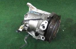 Компрессор кондиционера для Subaru Forester 2003 года на фотографиях