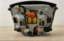 Подушка безопасности водителя для Volkswagen Touareg на фотографиях