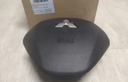 Подушка безопасности водителя для Mitsubishi ASX на фотографиях