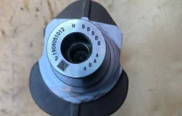 Коленвал для Kia Carnival 2020 года на фотографиях