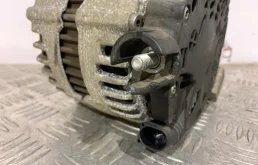 Генератор для Volvo C30 2007 года на фотографиях