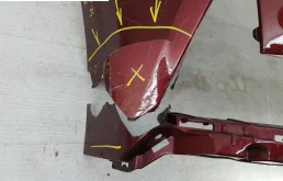 Бампер передний для Kia Carnival 2004 года на фотографиях