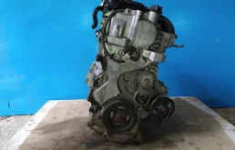 Двигатель для Nissan Tiida 2013 года на фотографиях