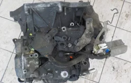 АКПП для Volkswagen Polo 2015 года на фотографиях