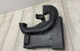 Резонатор воздуховода для Hyundai Solaris на фотографиях