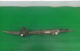 Рулевая рейка для Audi A8 2017 года на фотографиях