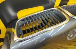 Капот для BMW 7er 2001 года на фотографиях