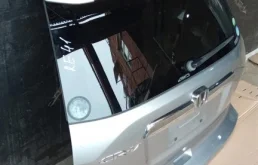 Крышка багажника для Honda CR-V 2014 года на фотографиях