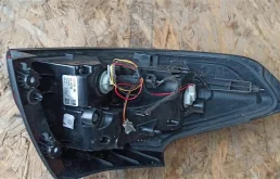 Фонарь внешний правый для Opel Zafira на фотографиях