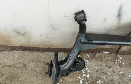 Задняя балка для Hyundai Solaris на фотографиях